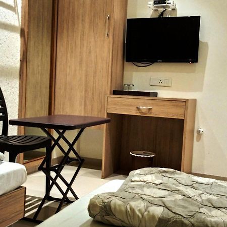Hotel Ramniwas Jalgaon Luaran gambar