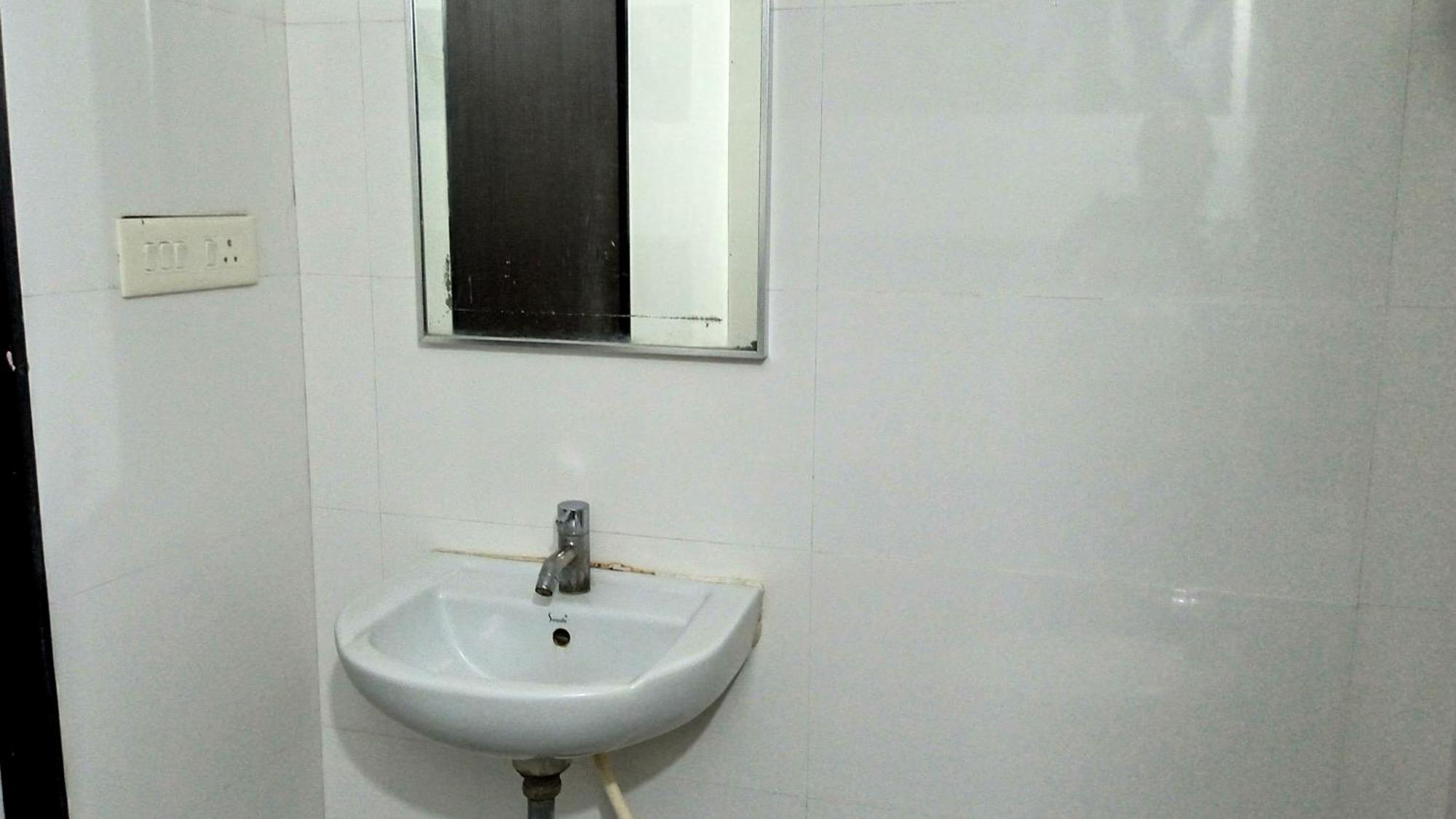 Hotel Ramniwas Jalgaon Luaran gambar