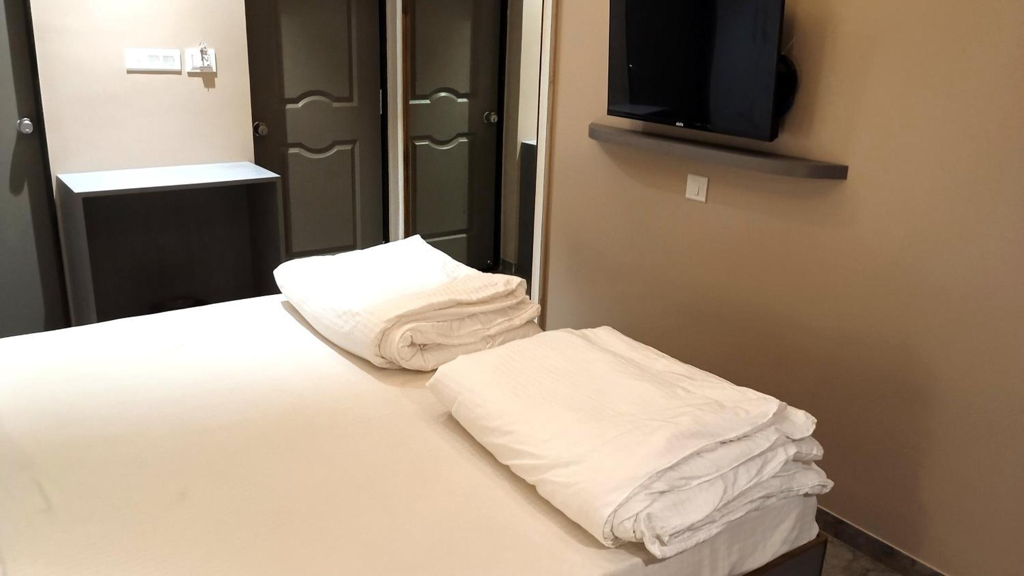 Hotel Ramniwas Jalgaon Luaran gambar