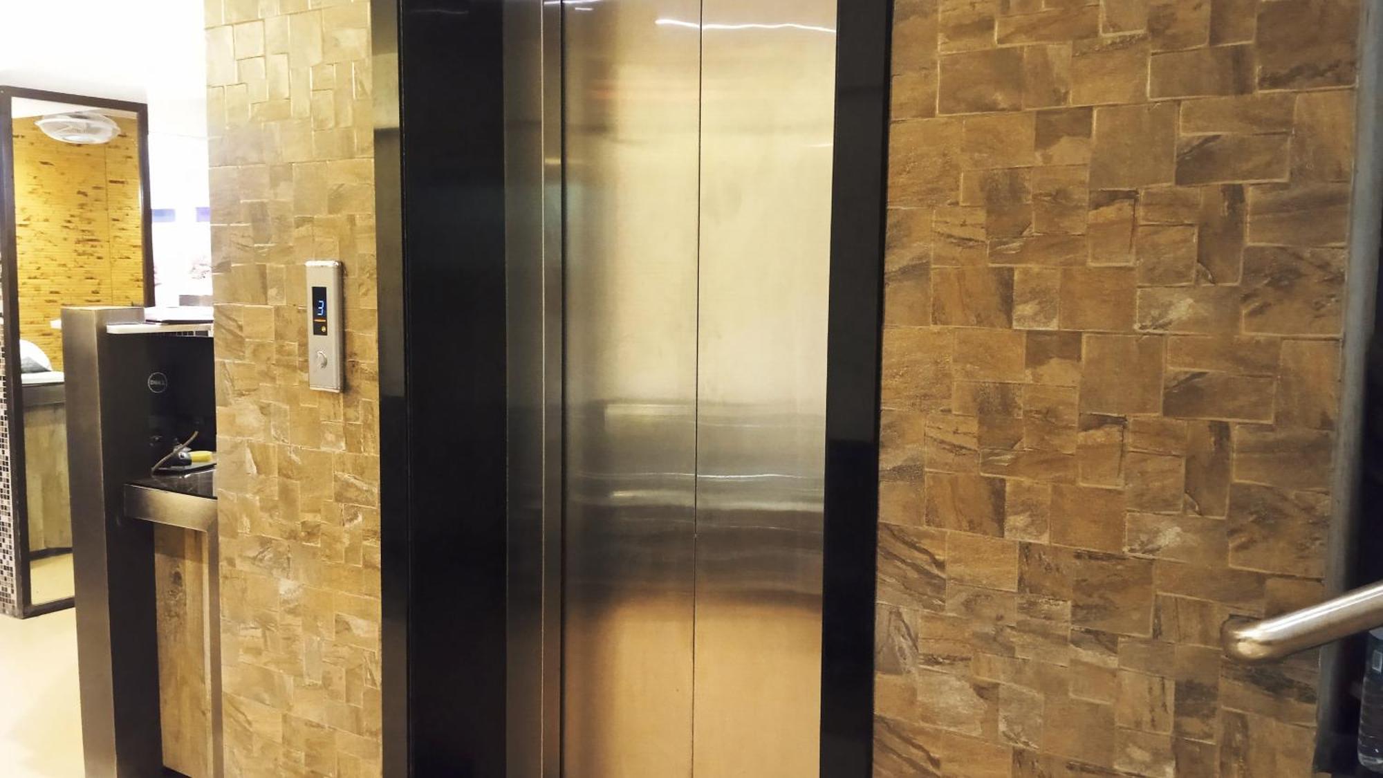 Hotel Ramniwas Jalgaon Luaran gambar