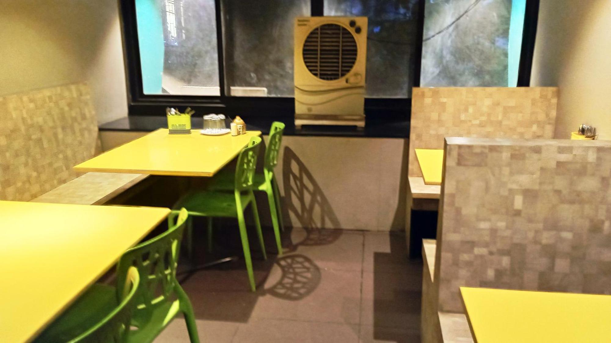 Hotel Ramniwas Jalgaon Luaran gambar